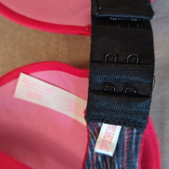 PINK Victoria's Secret Wear Everywhere Push- Up 32B Red - Picture 4 of 8